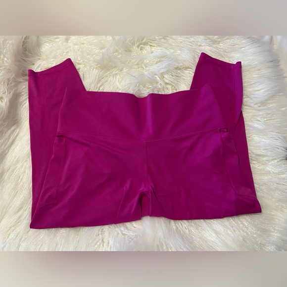Athleta salutation stash  pocket Hot Pink Leggings - Picture 4 of 7